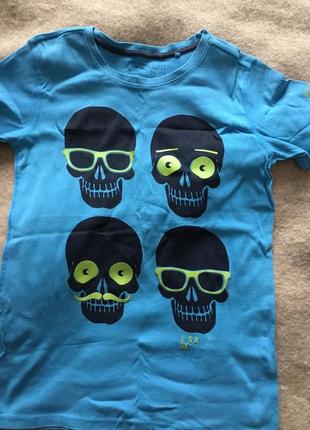 Футболка класна бренд charter young на 12-14 рокіа