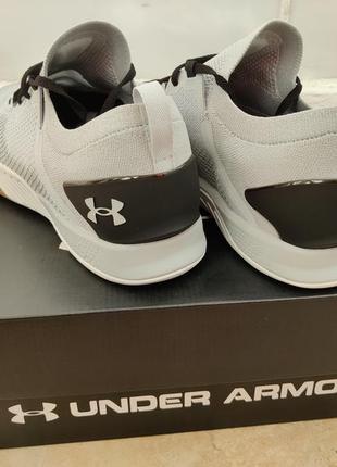 Кроссовки мужские under armour ( новое ) 41 - 45 р.
оригинал6 фото