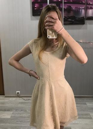 Платье с кружевом h&m