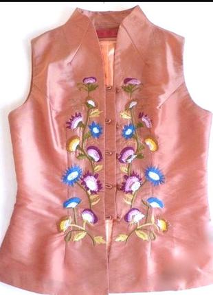 Шикарнечшая з вишивкою блуза японка