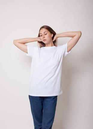 Жіноча стильна однотонна футболка gbi стандарт (бавовна) білий