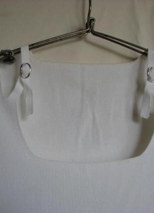 Белая кофточка с пряжечками р м