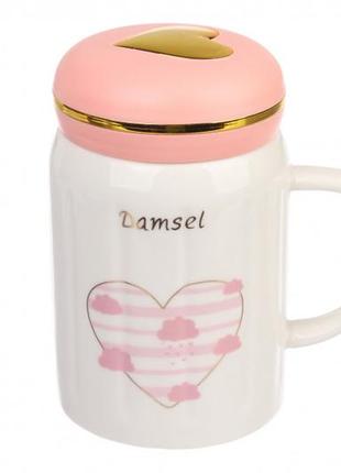 Чашка белая с сердцем и облаками для напитков керамическая 450 мл.,розовая кружка сердце с крышкой из керамики1 фото
