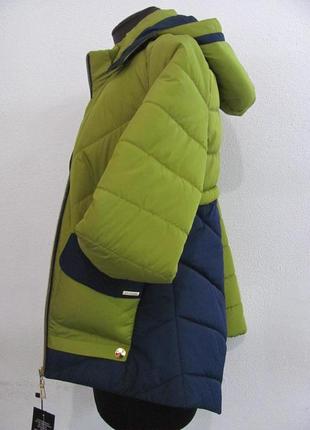 Жіноча демісезонна куртка з капюшоном колір яблуко з щільної плащової тканини розмір 423 фото