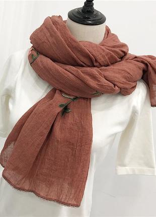 Жіночий стильний шарф коричневий бавовняний