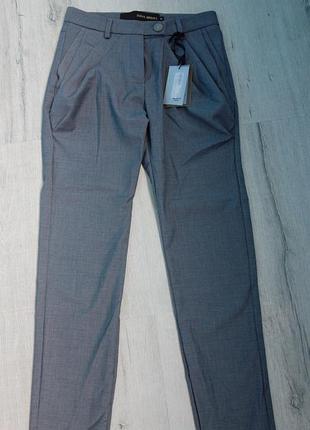 Стильные женские брюки