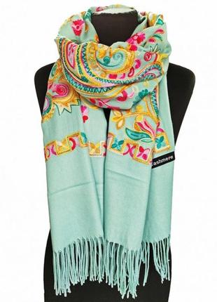 Кашемировый шарф ментоловый красивый палантин теплый 180*70 см с вышивкой3 фото