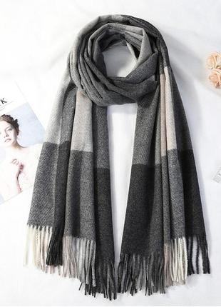 Шерстяной шарф шотландка черный с серыми и белыми квадрами 200*65 см с бахромой3 фото