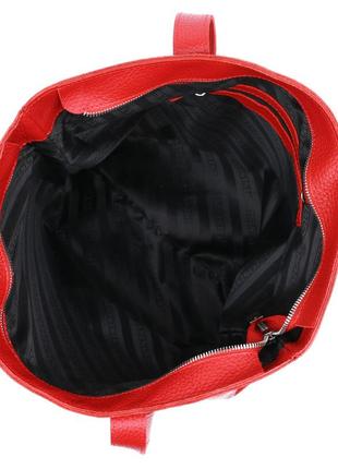 Кожаная вместительная женская сумка shvigel 16355 красный4 фото
