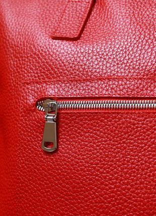 Кожаная вместительная женская сумка shvigel 16355 красный10 фото
