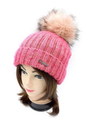 Теплая розовая шапка с помпоном зимняя вязаная, женская/детская шапка розовая на зиму на флисе из акрила