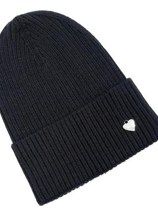 Женская черная шапка с сердцем вязаная caskona , круглая шапка черная на осень/зиму из вискозы 54-56 размер3 фото