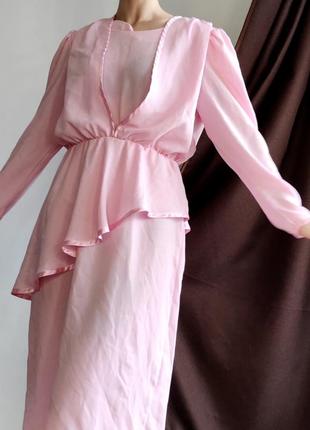 Винтажное платье ретро с баской нежно розовое3 фото
