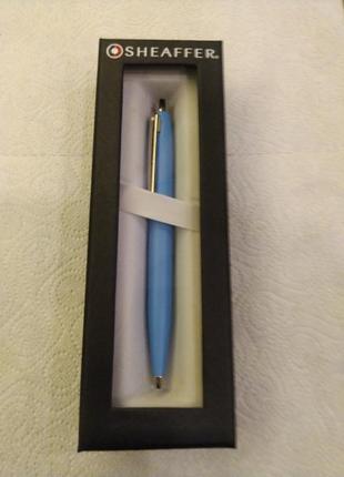 Шариковая ручка sheaffer 9408-2 vfm со сверкающим голубым корпусом и никелевым зажимом