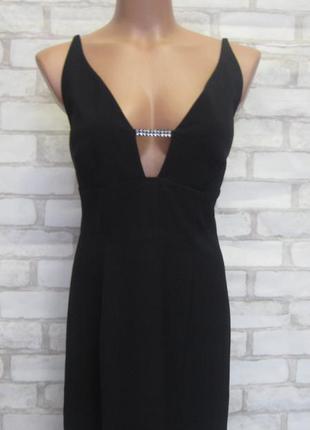 Бесподобное вечернее платье-коктейль с открытой спиной