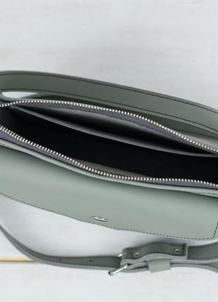 Жіноча шкіряна сумочка через плече із зовнішньою кишенею на кнопці, розмір 24*17*7 см, колір сірий6 фото