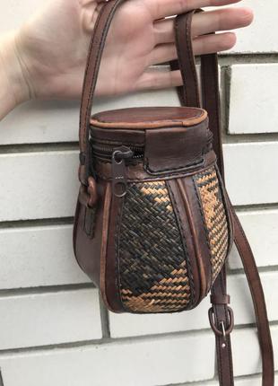 Кожаная,винтажная,комбинированная этно сумка-бочонок,кожа+соломка3 фото