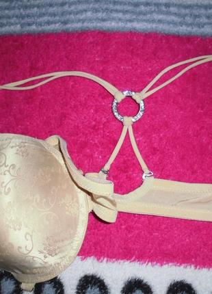 Бюст з красивою спинкою 85в