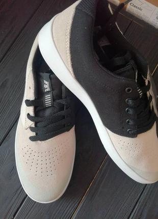 Продам новые мужские кроссовки supra shifler