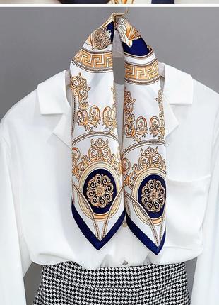 Шелковый платок на шею белый с золотым узором дизайнерский 70*70 см2 фото