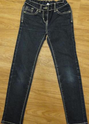 Стильные джинсы на девочку р. 134 c&a, германия, зауженные