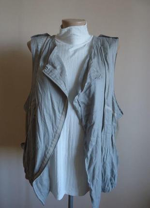 Жилетка легкая