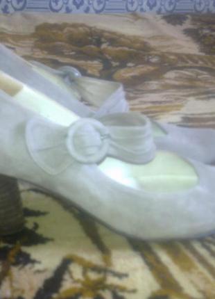 Туфлі audley іспанія, 100%замша, 38-38.5 разів. сток.