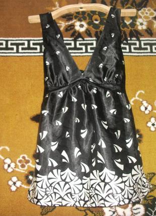 Туніка,майка чорна з білими віялами