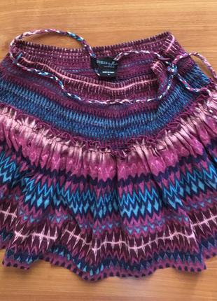 Яркая  фирменная юбочка guess by marcianо !💜💗