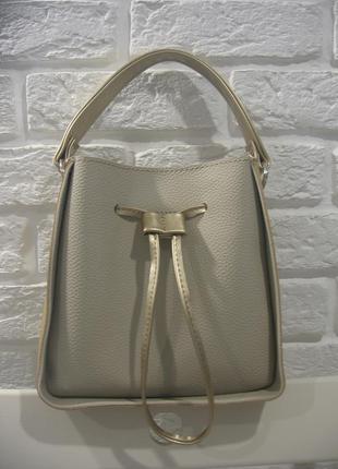 Аккуратная нежная сумка voila. экокожа