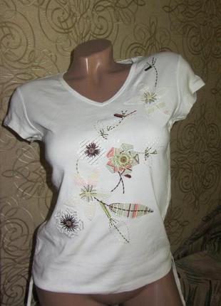Футболка с аппликацией