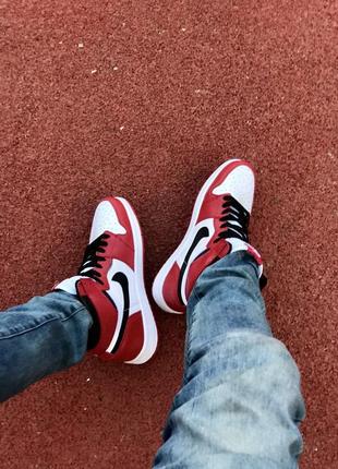 Кросівки air jordan retro 1 red кроссовки5 фото