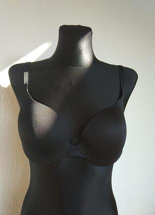 Фірмовий якісний гладкий багатофункціональний бюстгалтер.