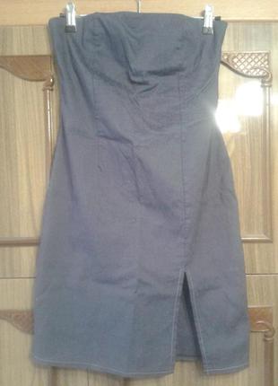 Платье сарафан без бретелей с разрезом1 фото