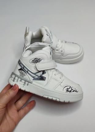 Хайтопы кросівки для хлопчика і дівчинки білі