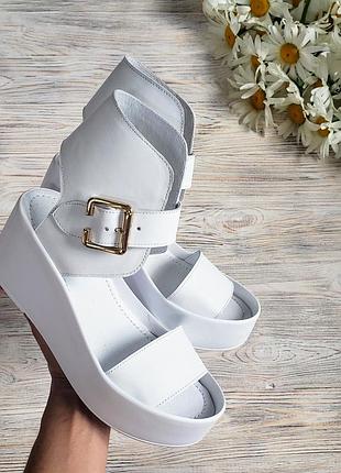 Жіночі босоніжки stile strada de