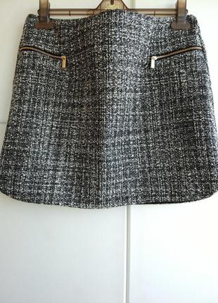 Стильна спідниця з замочками river island