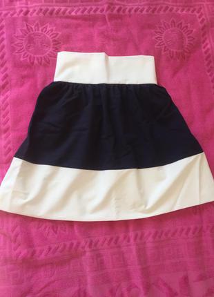 Юбка до колен на резинке