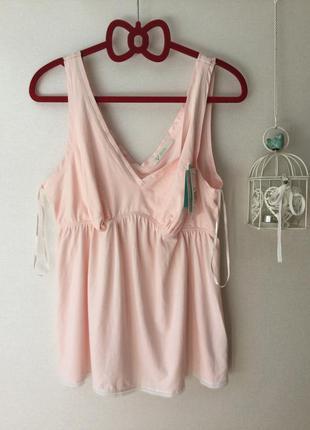 Нежно-розовая маечка