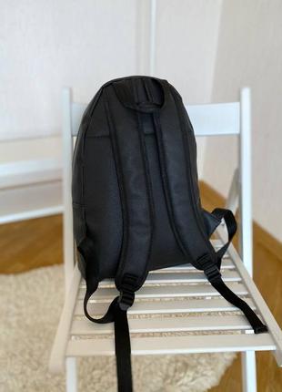 Базовый черный рюкзак женский / мужской3 фото