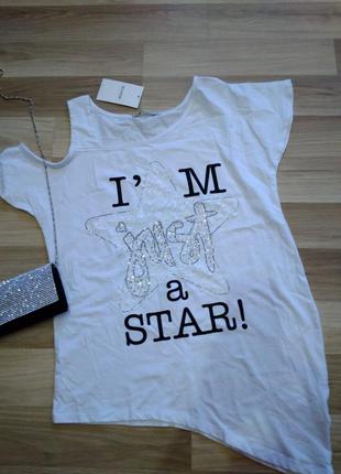 Новая футболка,модная с рисунком