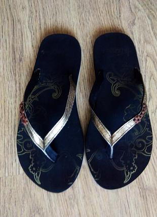 Шлёпанцы пляжные р.38