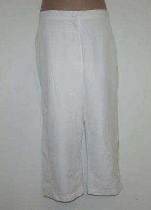 Шорти adidas brand, в поясі 39,5-40,5 див. як нові!