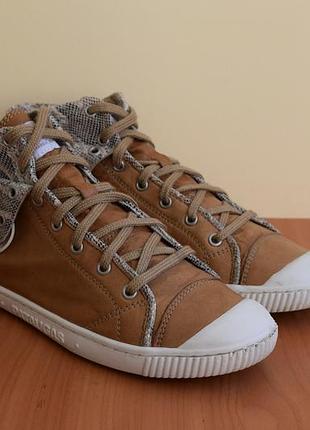 Кожаные кеды pataugas. размер 37