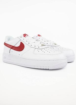 Жіночі шкіряні кросівки nike air force 1 white “red swoosh”5 фото