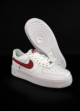 Жіночі шкіряні кросівки nike air force 1 white “red swoosh”