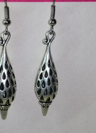 Сережки біжутерія з європи.