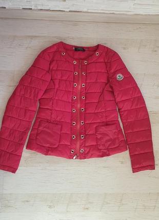 Легка куртка в стилі moncler