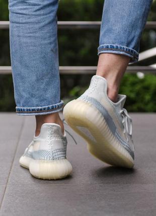 Кросівки yeezy boost 350 v2 cloud white кроссовки2 фото