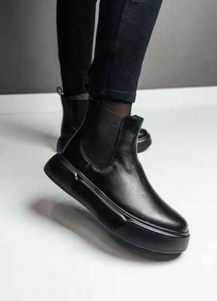 Жіночі демісезонні чорні чоботи черевики челсі chelsea black тренд весна осінь жіночі чорні чобітки челсі демісезон